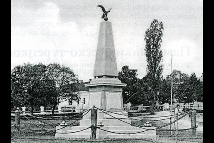 Памятник рядовому Сидорову. /Фото: cdnimg.rg.ru