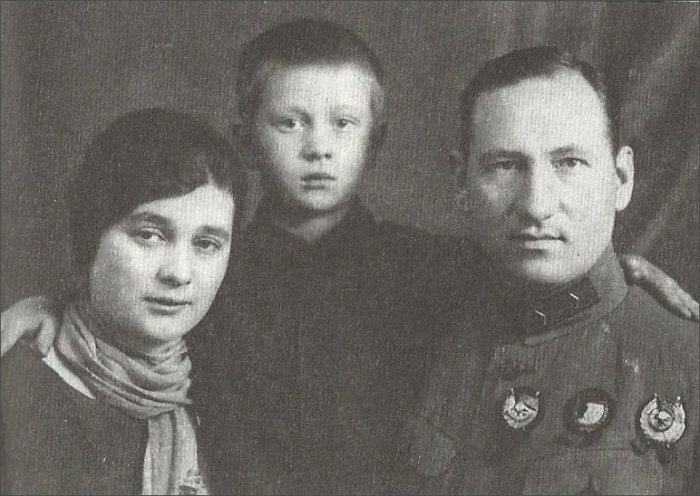 Семья генерала Ефремова./Фото: strannik-sergey.ru