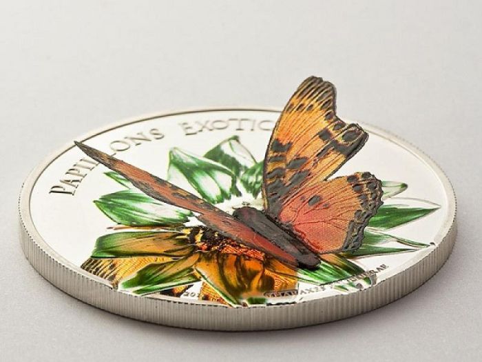 Монета с объемной бабочкой./Фото: bessarabiainform.com