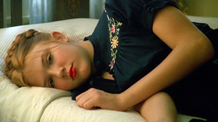 Кадр из фильма *Лолита* 1997 года.