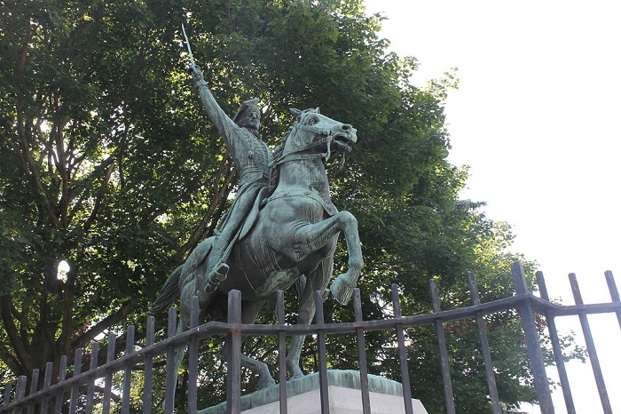 Один из американских памятников Пулавскому.