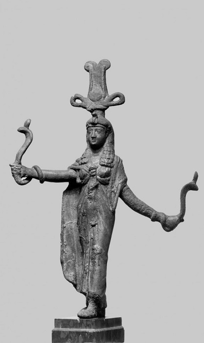 Древнеегипетская богиня Исида.