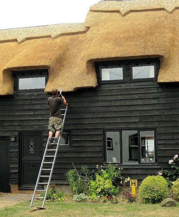 〚 Традиционный датский дом с соломенной крышей прямо на берегу моря 〛 ◾ Фото ◾ Идеи ◾ Дизайн
