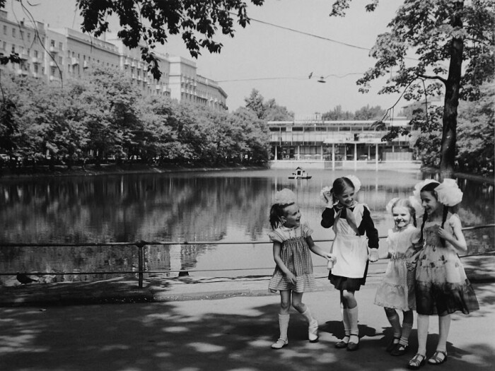 Патриаршие в советские годы. /Фото: mixyfotos.ru