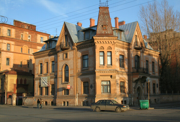 Великолепный дом архитектор построил для своей большой семьи. /Фото:peterburg.center