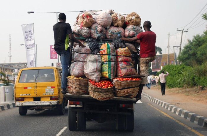 Вечные пробки в Лагосе и постоянные ДТП. /Фото:agentmdk.ru