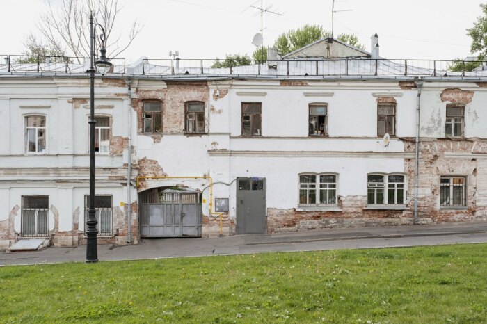 То, что в этом доме находился знаменитый злачный трактир, стопроцентно не доказано. Фото: the-village.ru, Анастасия Пожидаева