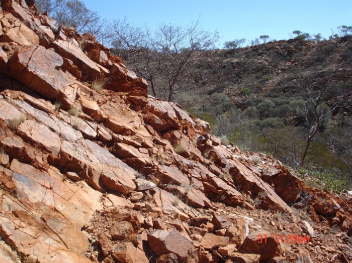 Скалы Джек Хиллс в Австралии. Фото: eurekalert.org 