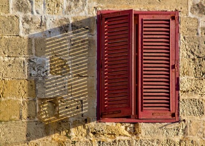 Венецианские окна были недешевым удовольствием, но все же пользовались большой популярностью. Источник: google.com