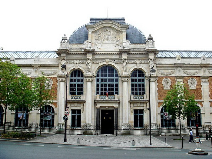 Главное здание мануфактуры Гобеленов в Париже
