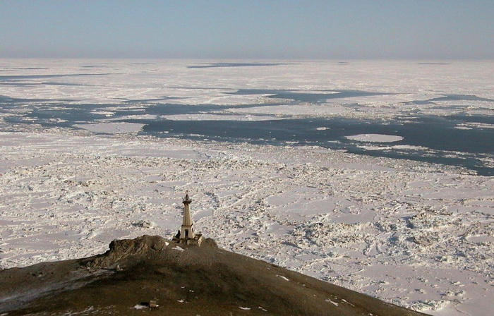 Вид с мыса Дежнева - самой восточной точки России и Евразии. Источник: wikiway.com