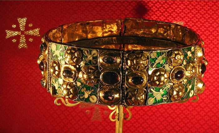 Железная корона. Источник: commons.wikimedia.org