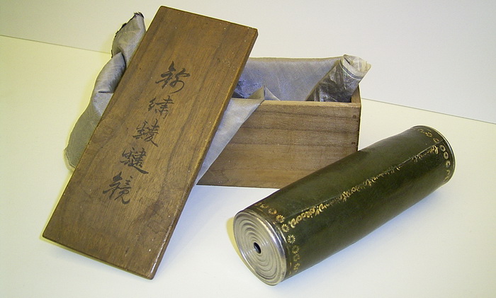 Старинный японский калейдоскоп. Источник: brewstersociety.com