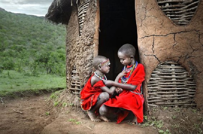 Согласно исследованиям, многие дети масаи испытывают проблемы со здоровьем, вызванные недоеданием. Источник: pinterest.com