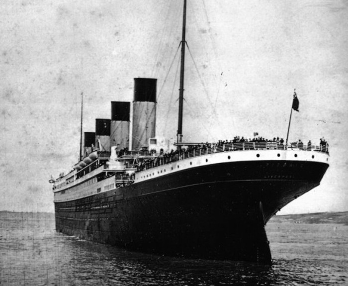 Вид на корму «Титаника»