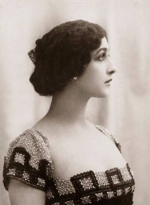 Лина Кавальери (1874-1944), фото ок. 1900 г.
