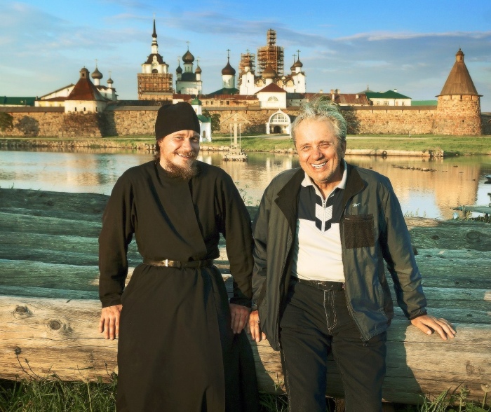 Евгений Стеблов с сыном. / Фото: www.tvcenter.ru