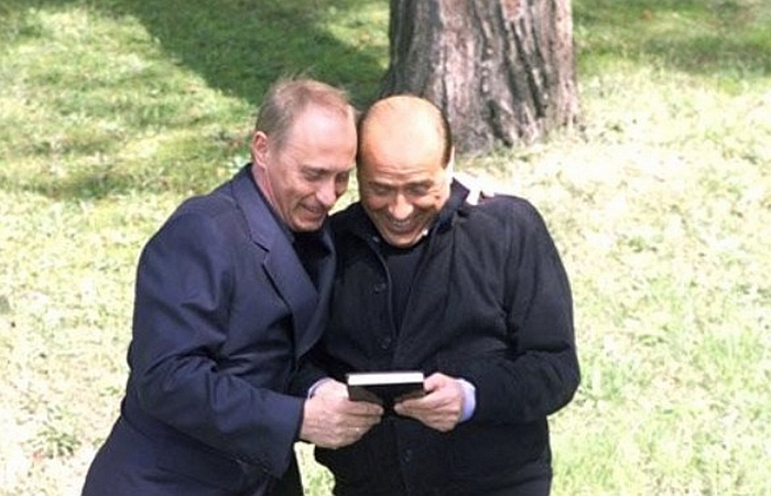 Сильвио Берлусконии и Владимир Путин. / Фото: www.gazeta.ru