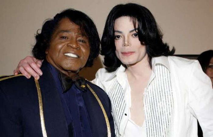 Майкл Джексон и Джеймс Браун. / Фото: www.mjworld.net