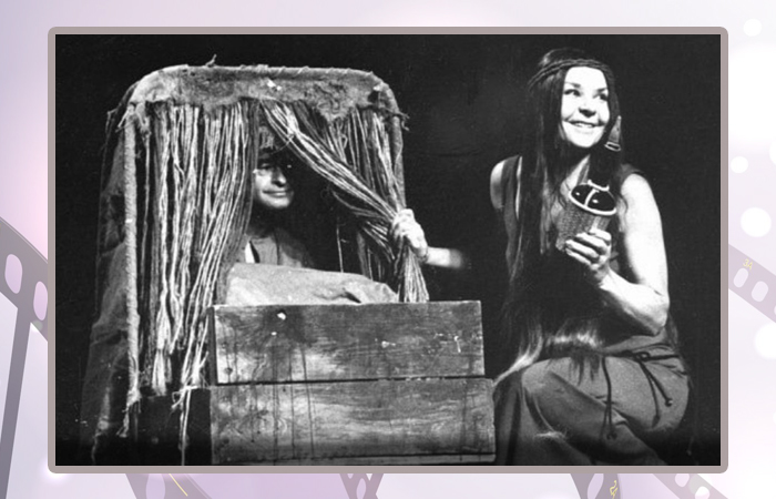 Нина Ургант в спектакле «Пер Гюнт» на сцене Александринского театра.