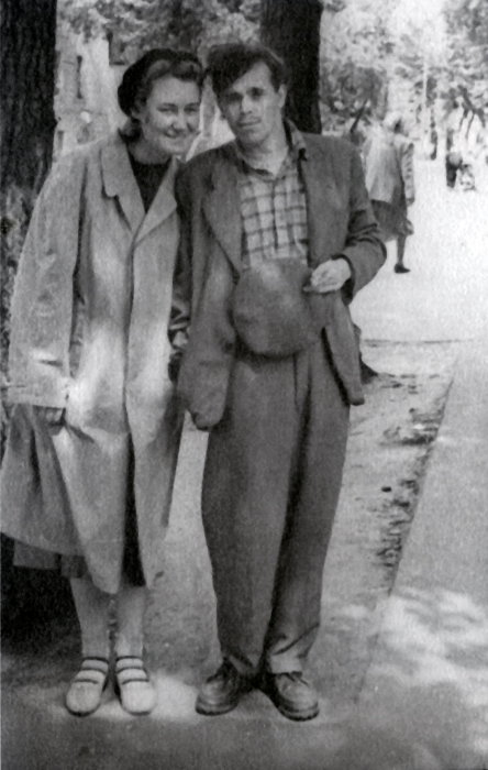 Анатолий Зверев с женой. / Фото: www.museum-az.com