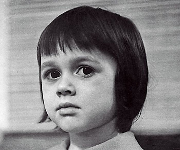 Анастасия Заворотнюк в детстве. / Фото: www.livejournal.com