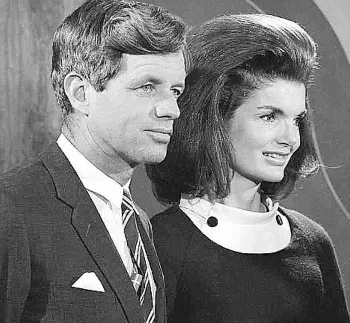 Жаклин и Роберт Кеннеди. / Фото: www.pinimg.com