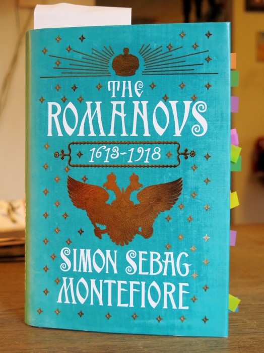 «Романовы: 1613-1918», Саймон Себаг-Монтефиоре. / Фото: www.twimg.com