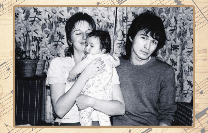 Марьяна и Виктор Цой с сыном.
