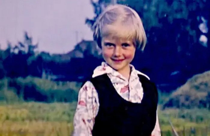 Екатерина Парфёнова в детстве. / Фото: www.mstore52.ru