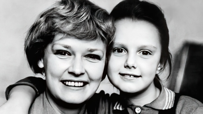 Нина Гребешкова с дочерью. / Фото: www.uznayvse.ru