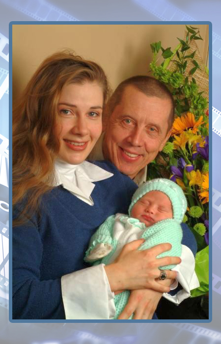 Валерий Золотухин и Ирина Линдт с сыном.
