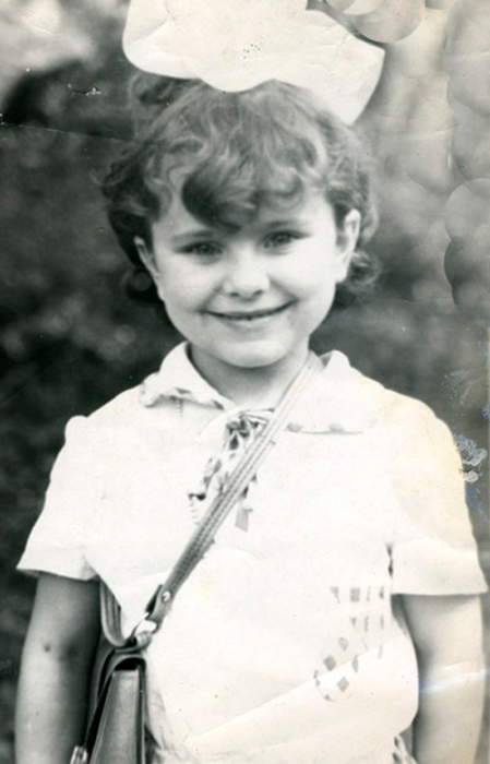 Ани Лорак в детстве. / Фото: www.the-most-beautiful.ru