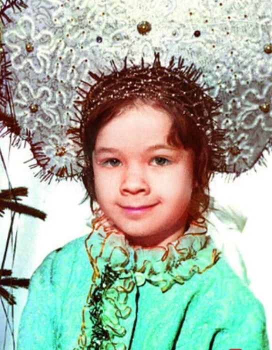 Юлия Захарова в детстве. / Фото: www.fishki.net