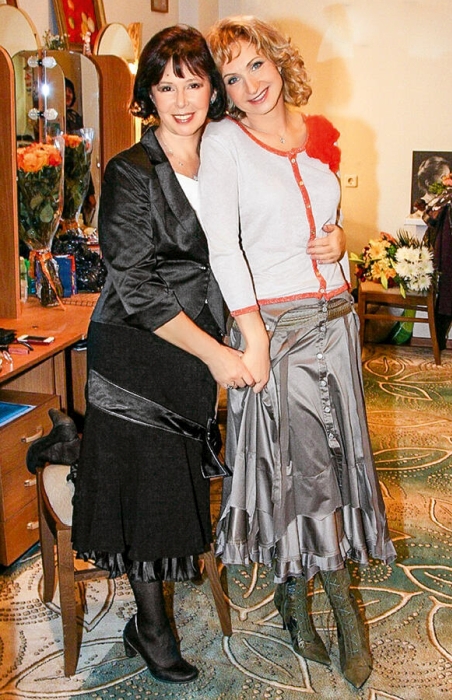 Ольга Прокофьева и Евгения Симонова. / Фото: www.7days.ru