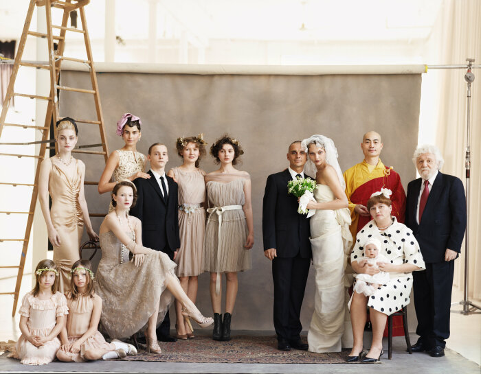 Саша Пивоварова и Игорь Вишняков в свадебной фотосессии для Vogue US. / Фото: www.spletnik.ru