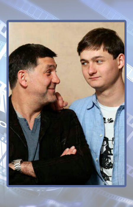 Сергей Пускепалис с сыном.
