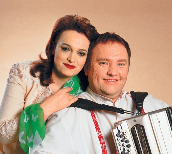 Надежда Кадышева и Александр Костюк.  / Фото: www.shansonprofi.ru