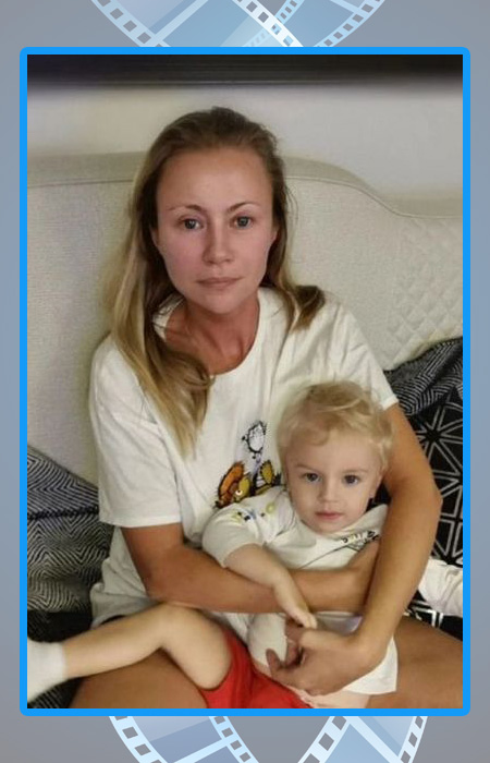 Мария Миронова с младшим сыном.