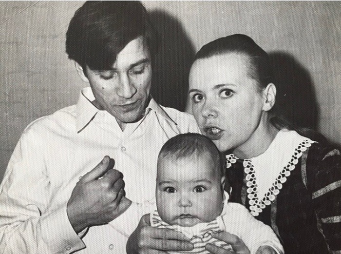 Кирилл Гребенщиков с родителями. Источник фото: foto-ram.ru