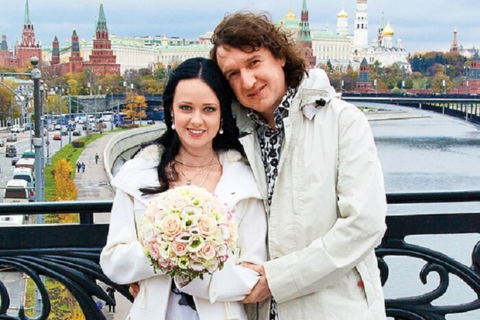 Наталья Щелкова с мужем. Источник фото: thevoicemag.ru