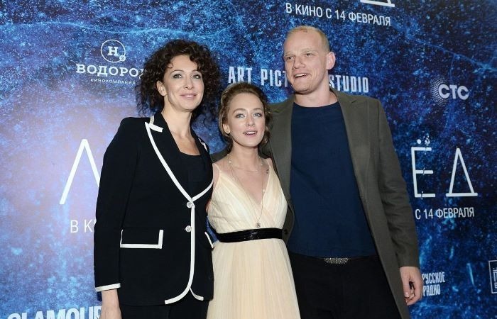 Ксения Раппопорт с дочерью Аглаей Тарасовой и Юрий Колокольников