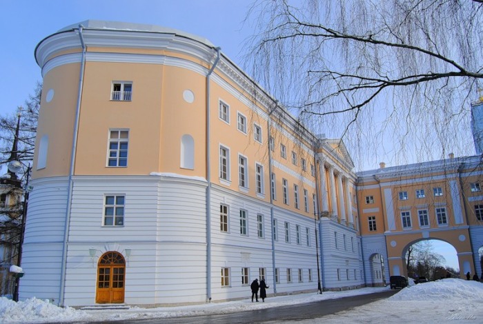 Василий Стасов перестроил Екатерининский дворец в Царском селе в привилегированное высшее учебное заведение для детей дворян