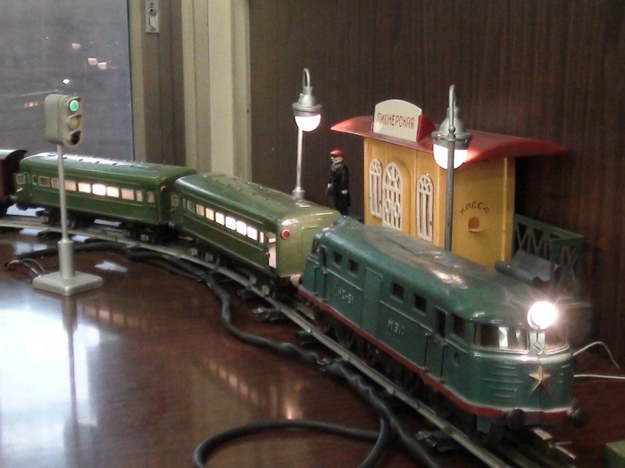 Железная дорога «Пионерская» была самой желанной игрушкой у советских мальчишек.