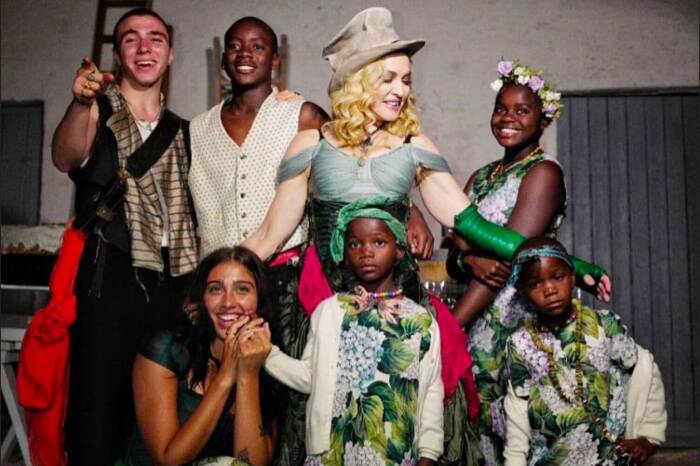 Мадонна и ее дети