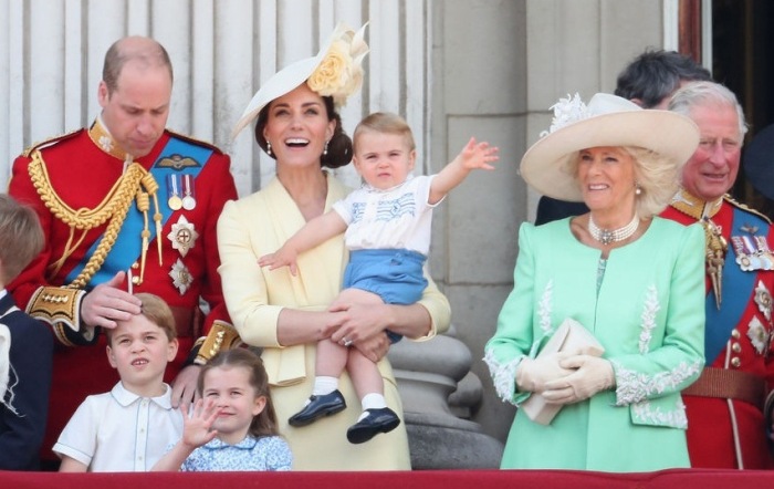 Принц Уильям, принц Луи, Кейт Миддлтон, принц Джордж, принцесса Шарлотта, Камилла Паркер-Боулз. / Фото Getty