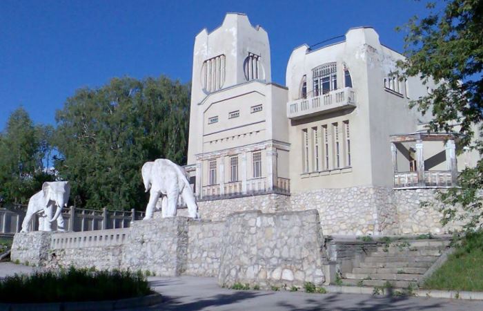 Дом со слонами в Самаре. Фото: историческая-самара.рф