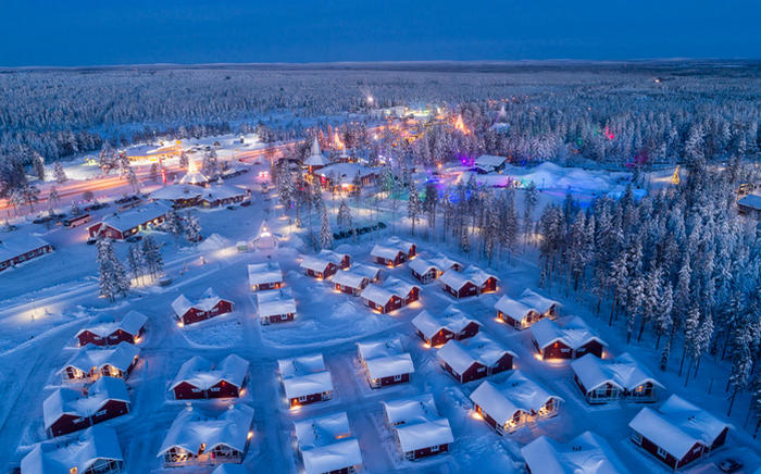 Знаменитая деревня Санта-Клауса или финского Йоулупукки находится в Лапландии. / Фото:planetofhotels.com