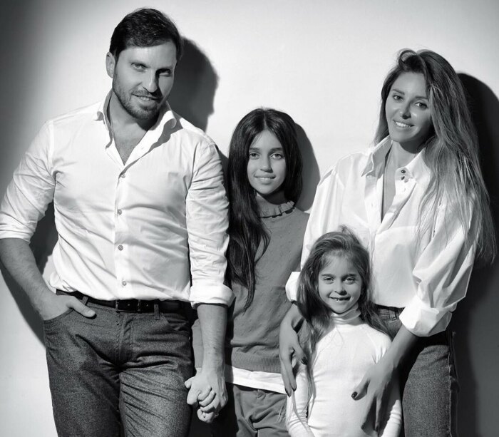 Ревва с семьей /Фото:graziamagazine.ru