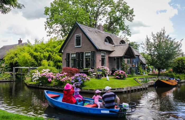 Деревня в Нидерландах /Фото:bangkokbook.ru